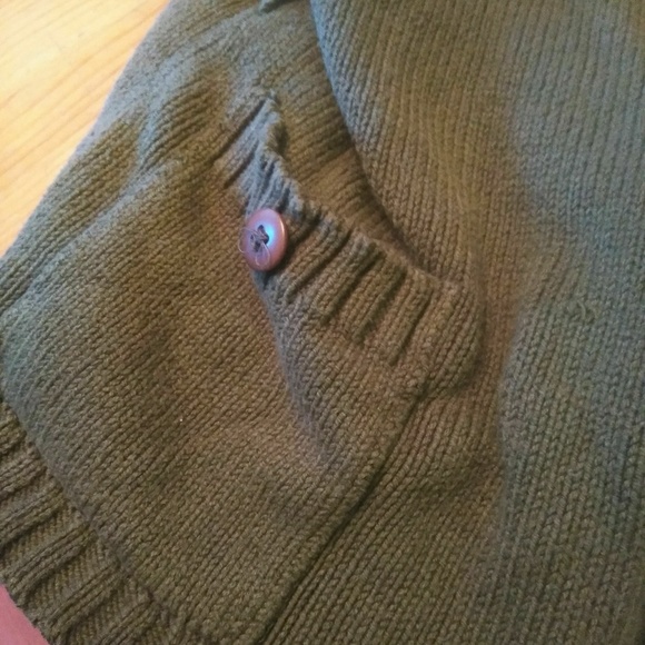 Olive thick zip up sweater medium - Picture 2 of 5